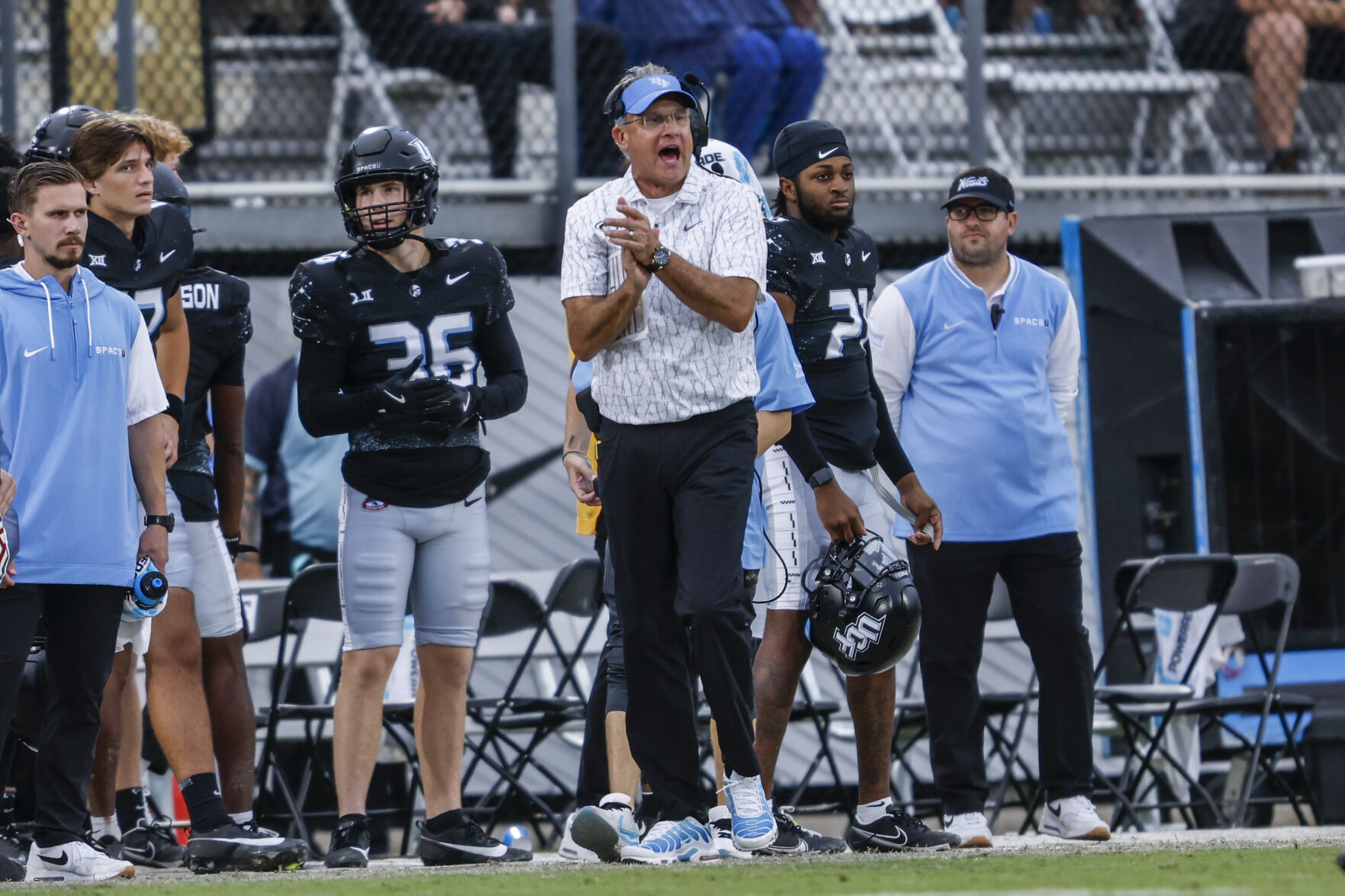 ÃÛèÖÖ±²¥ UCF Football